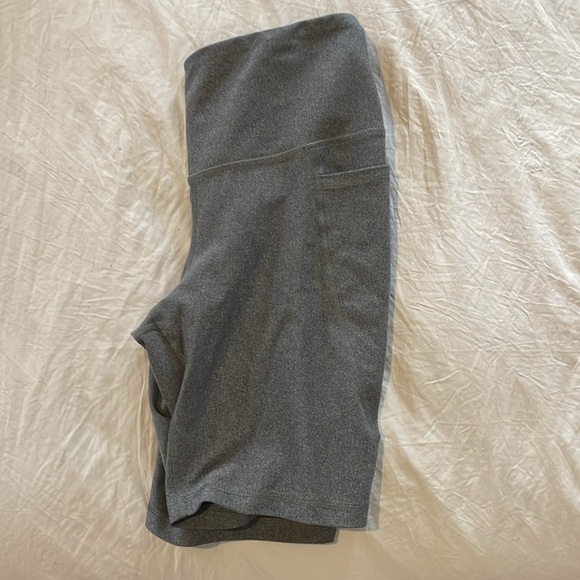 Women’s pocket biker shorts - Picture 3 of 3